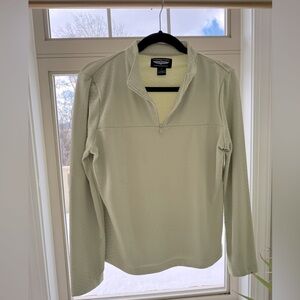Straight Down Performance 
Light Green Zip Up 
Size M